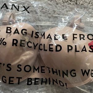 NWT SPANX Up For Anything Strapless Bra